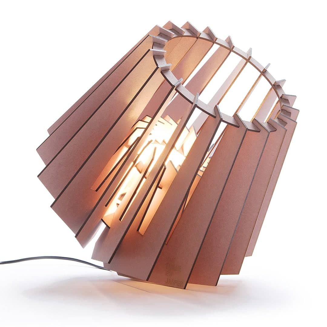 van Tjalle en Jasper – Spot-nik vloerlamp – Aged Pink / Standaard