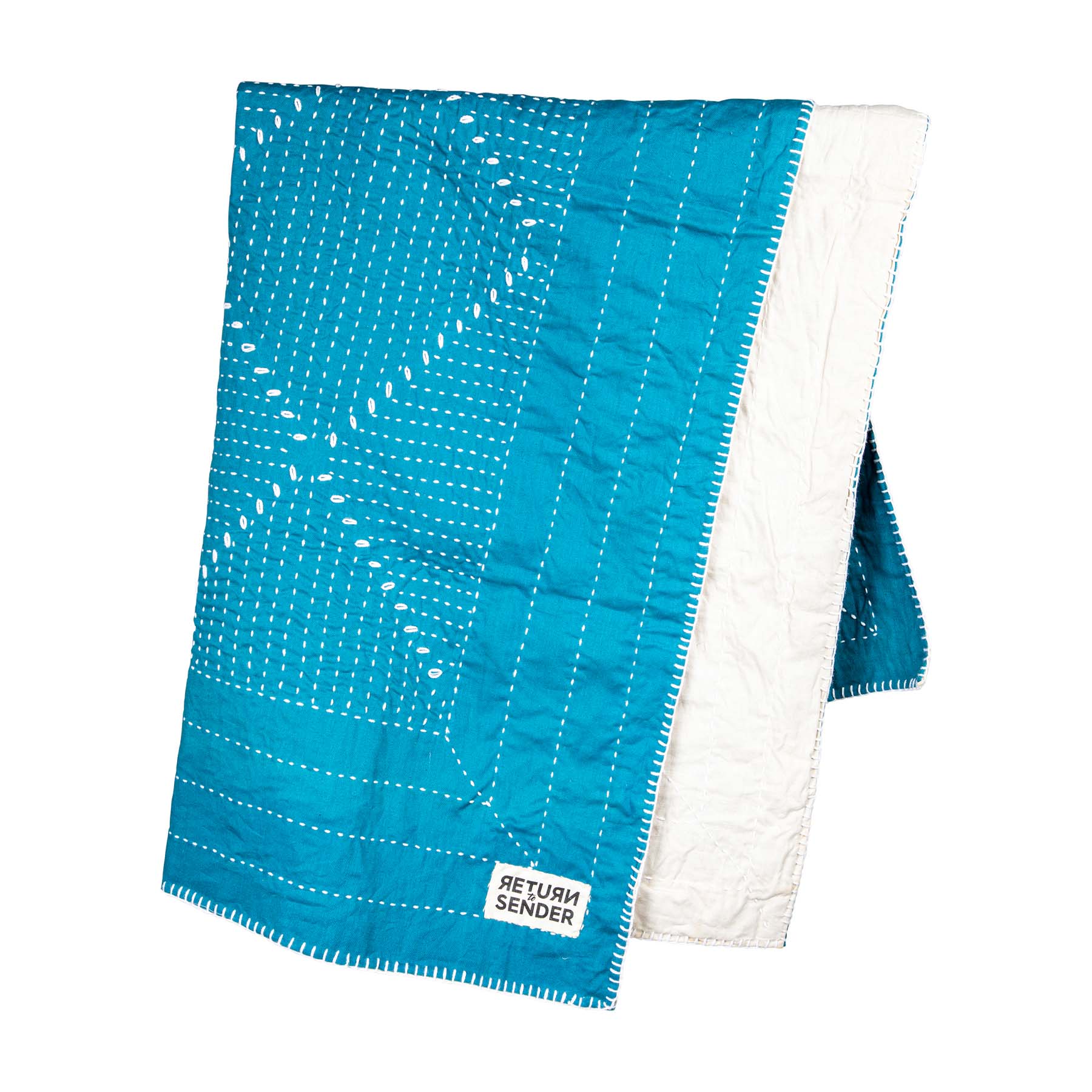 Return to Sender Babydekentje 80 x 100 cm blauw met witte kanta gestik